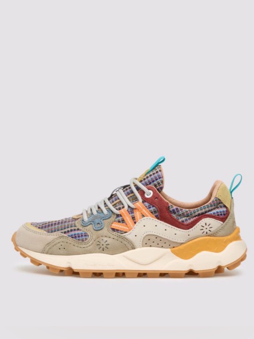 NWT Flower Mountain YAMANO 3 UNI
Suede and technical fabric sneakers
